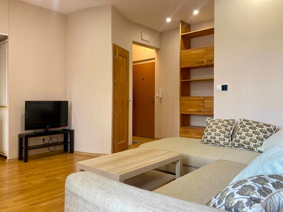 Realitný kancelária REALADR s.r.o. - 15