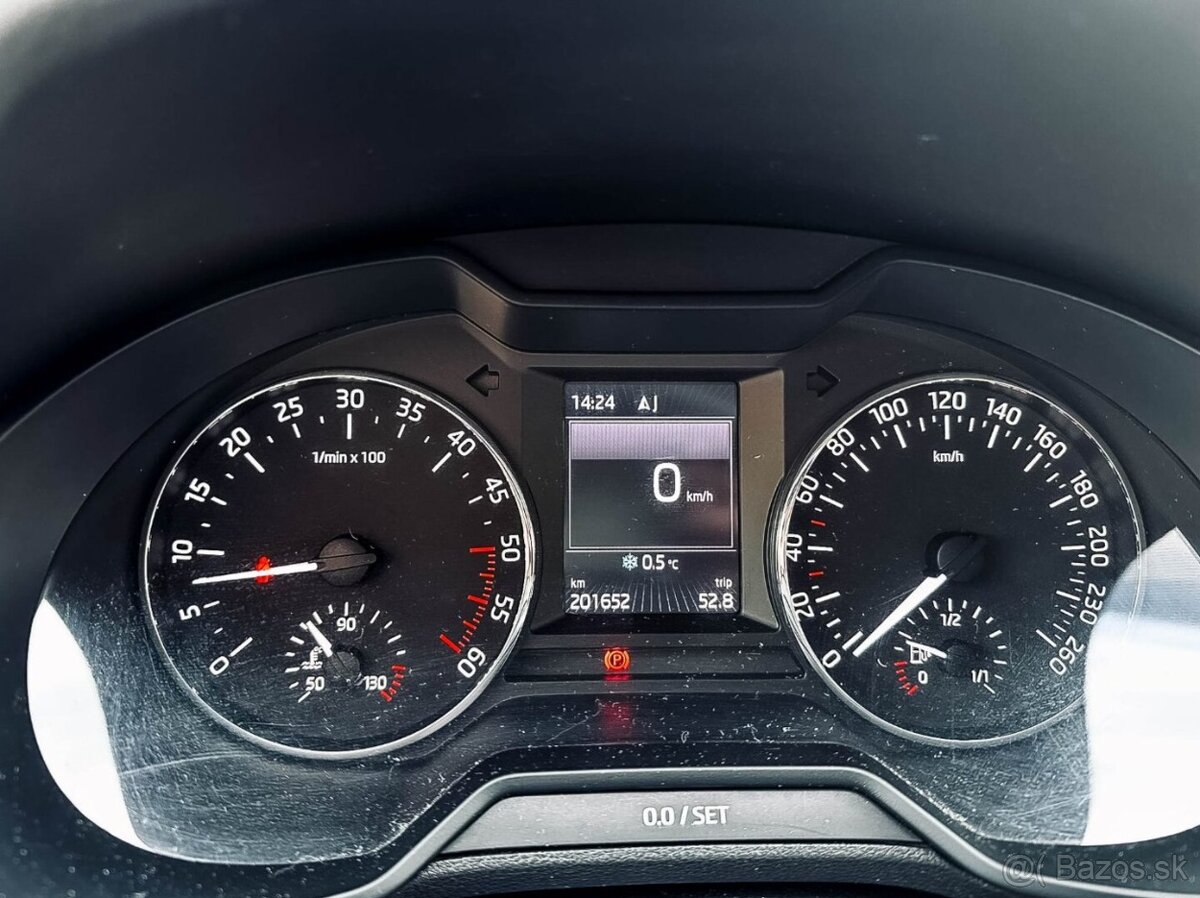 Škoda Octavia Combi 1.6 TDI 110k Active - 15