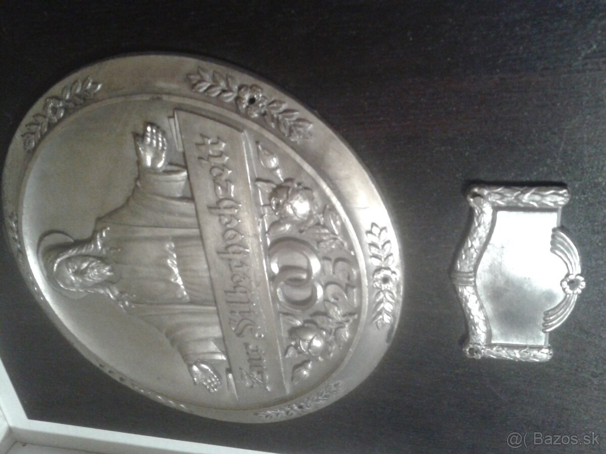 Dekoračné a úžitkové starinky - 15