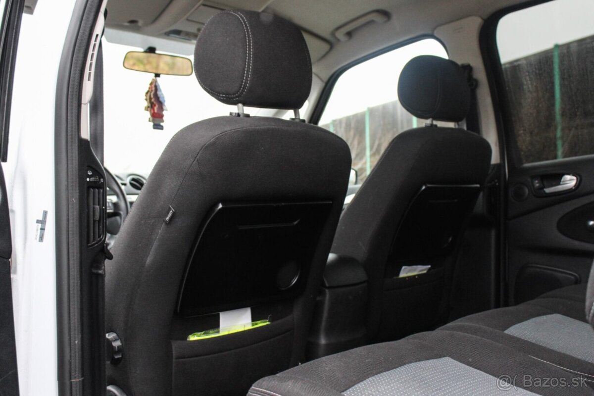 Ford Galaxy 2.0 TDCi DPF PowerShift Titanium AJ NA SPLÁTKY - 15