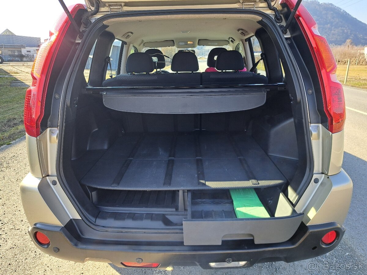 Nissan X-Trail 2.0 XE 4x4 - 15