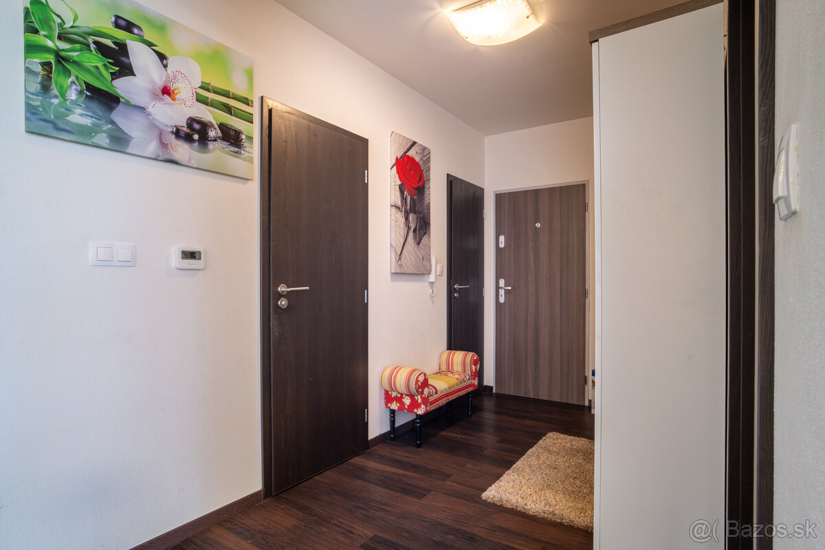 Na predaj 3-izbový byt v Senci na Slávičej ulici - 15