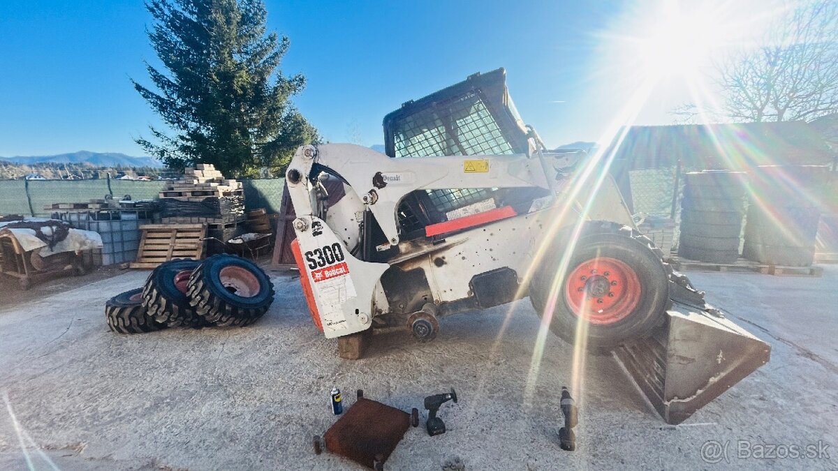 Predám BOBCAT S300H (highflow prietok 160L za min),2006,58kw - 15