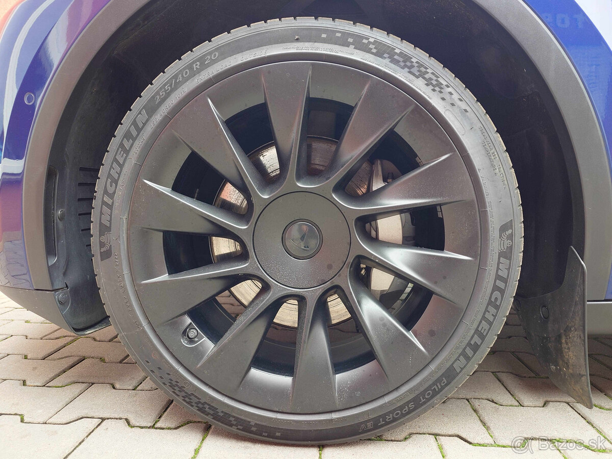 Tesla Model Y 2022 Long Range Dual Motor 378 kW - 15