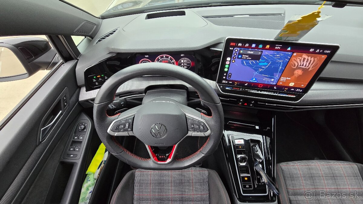 VW Golf 8 GTI Facelift, zánovné vozidlo - 15