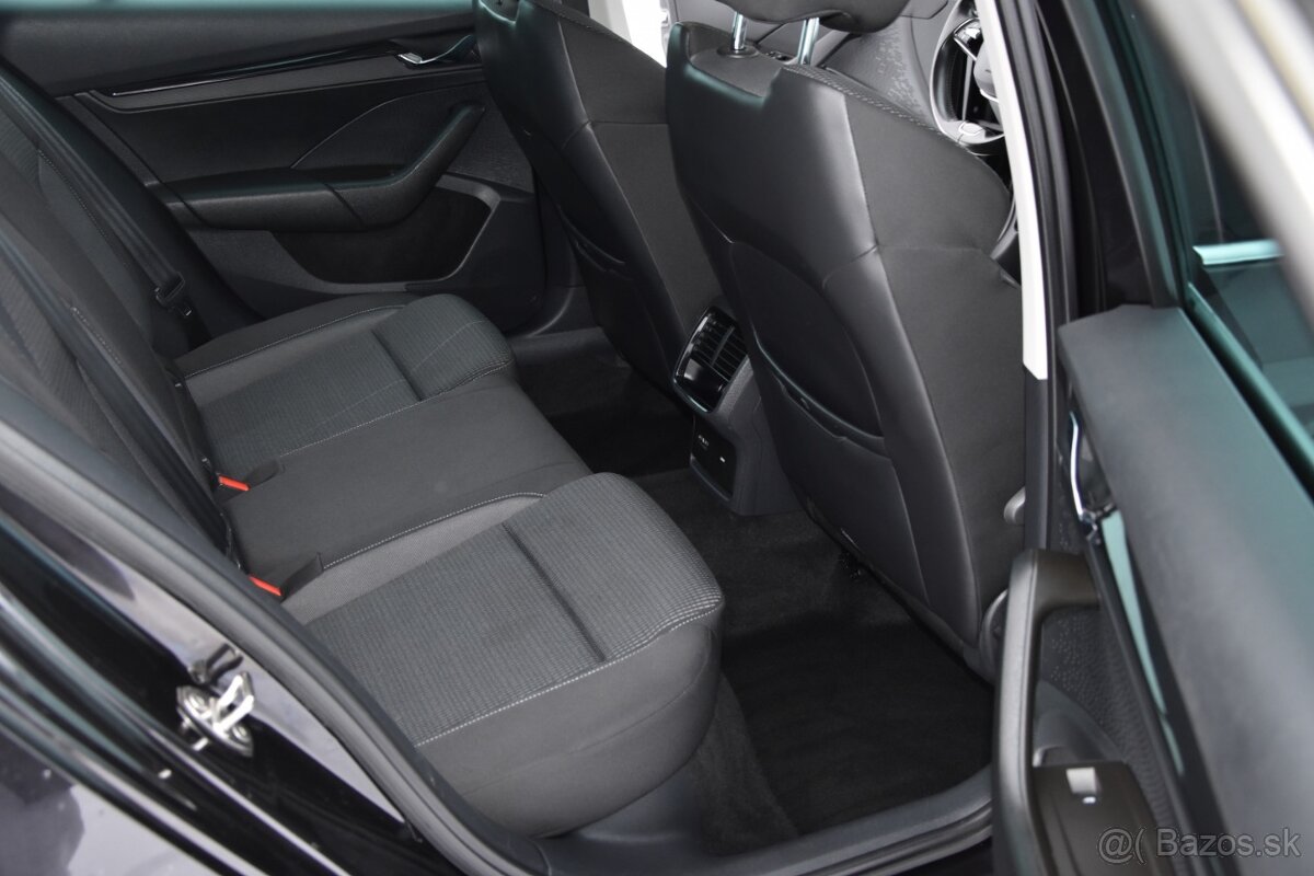 Škoda Octavia Combi 2.0 TDI Ambition DSG - 15