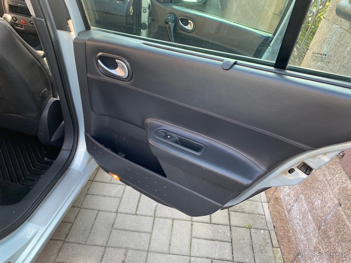 Renault Megane II combi - 15