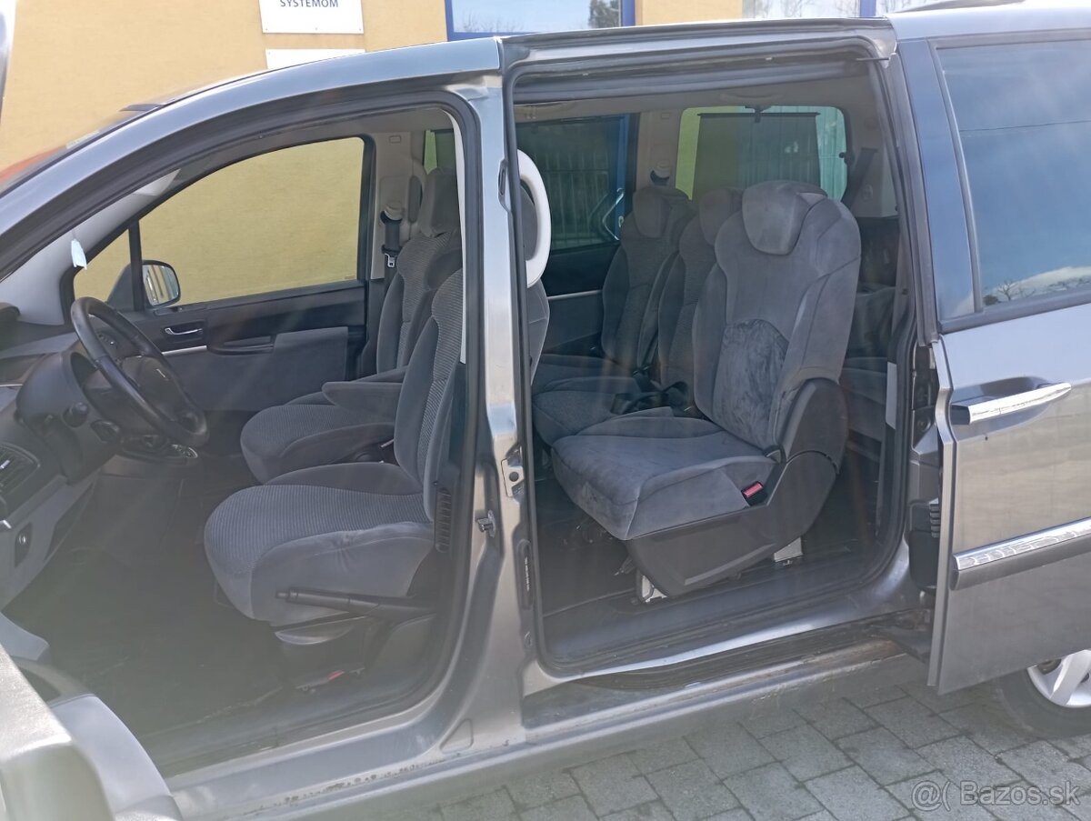 Peugeot 807 - 15