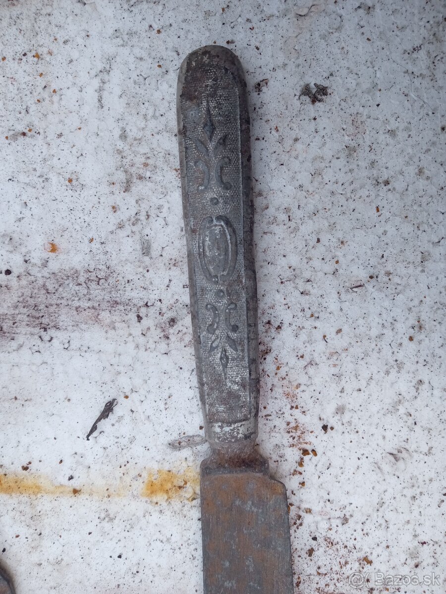 Starý príbor nebožce - 15