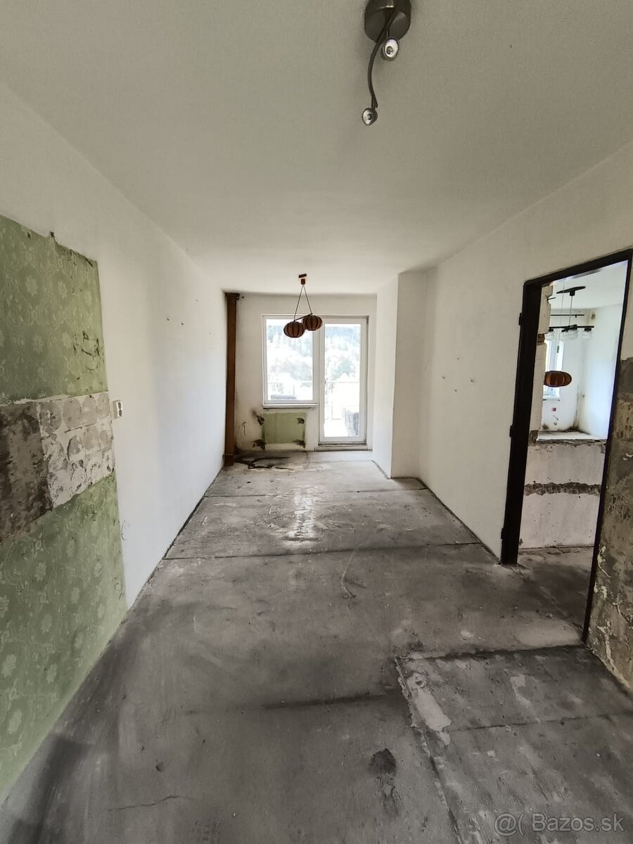 Dom v Ľubochni s potenciálom - 15