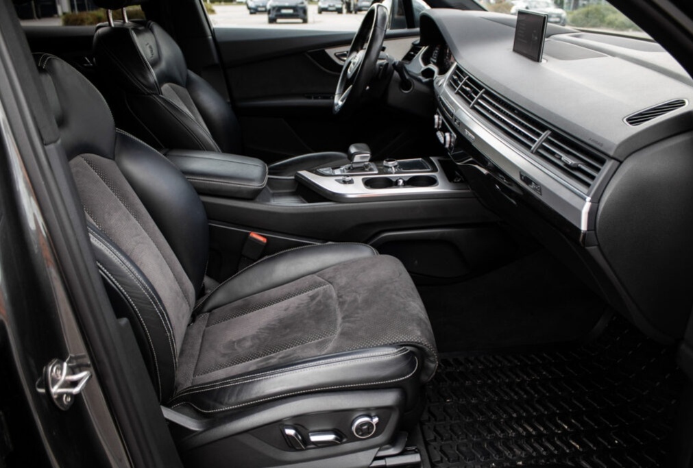Audi Q7 3.0 TDI quattro tiptronic, 200kW (2015) - 15