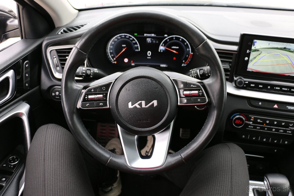 Kia XCeed 1.6 T-GDi GT-Line A/T - 15