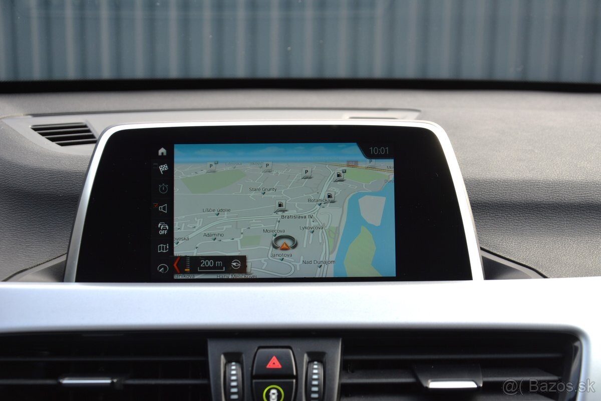 BMW X1 2018 1.50 D 316sD - 15