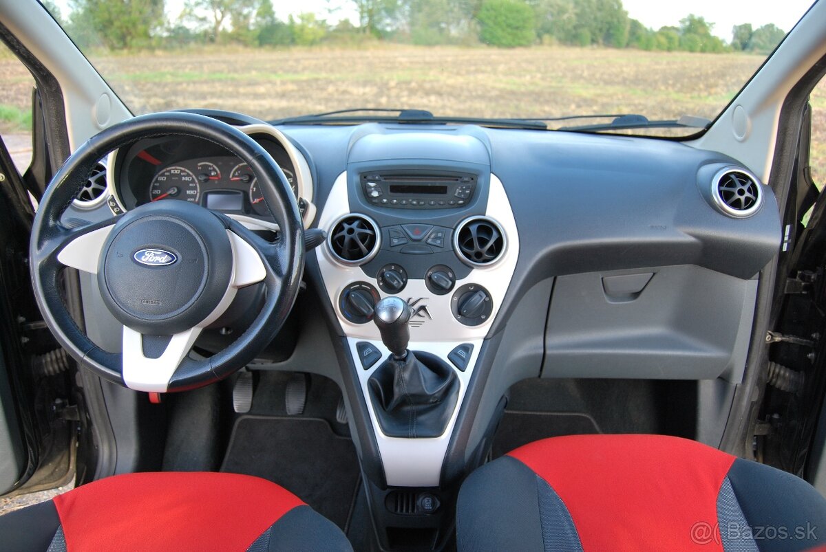 Ford KA Titanium 1,2i - 15