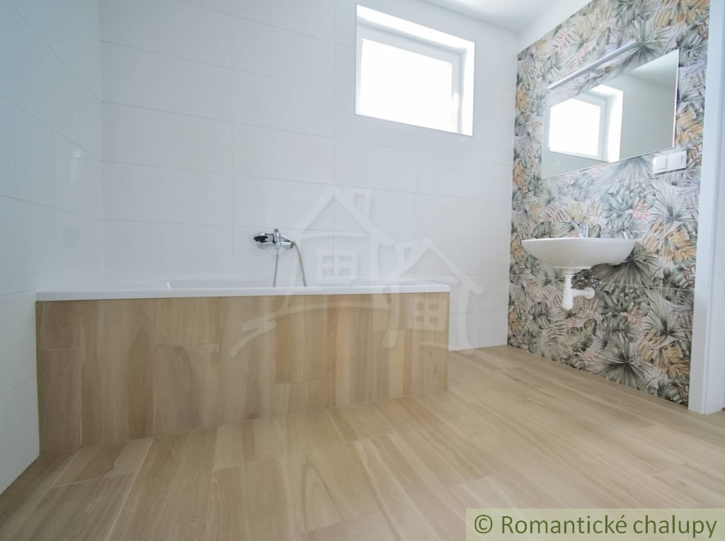 Novostavba štvorizbového rodinného domu s garážou v radove - 15