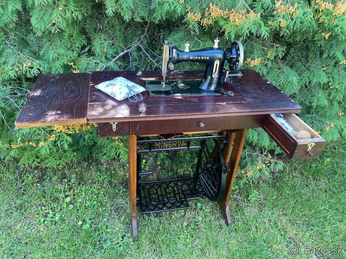 Šijací stroj MINERVA - 15