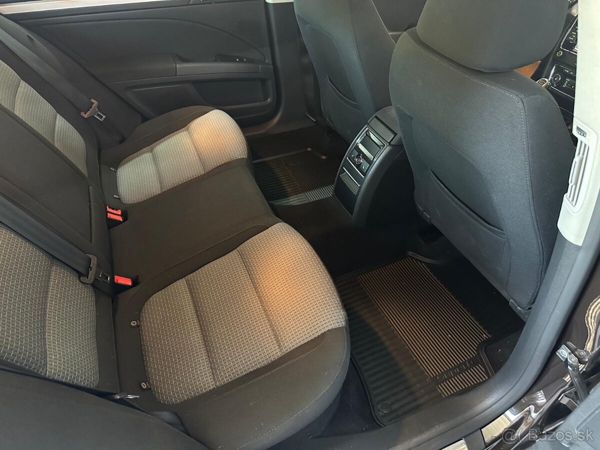 Skoda Superb 2.0 TDI - 15