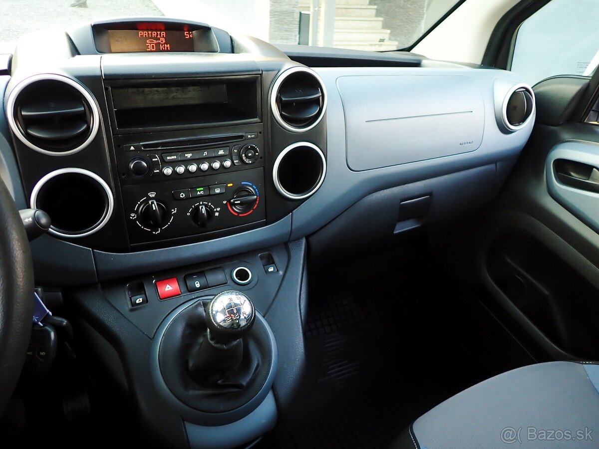 PEUGEOT PARTNER TEPEE 1.6 HDi 11/2013 - 5 MIEST WEBASTO - 15