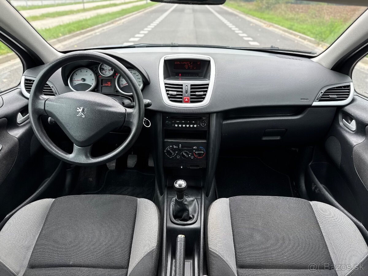 Peugeot 207 1.4i 16v Nová STK - 15
