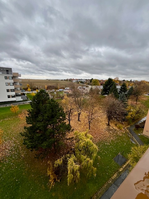 Veľký 3-izb. byt Klokočina, loggia, čiastočne zariadený - 15