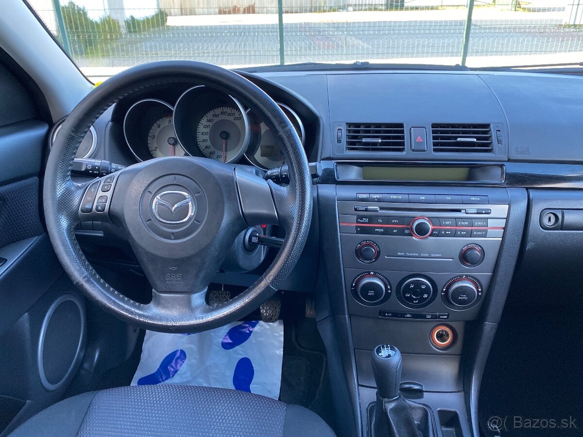 Mazda 3 - 15