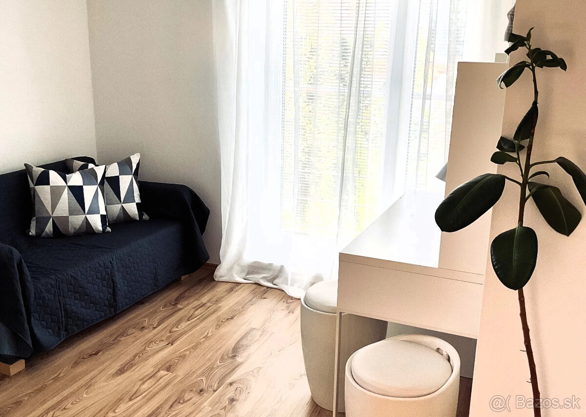 Na predaj moderný 5-izbový nízkoenergetický rodinný dom – Ču - 15