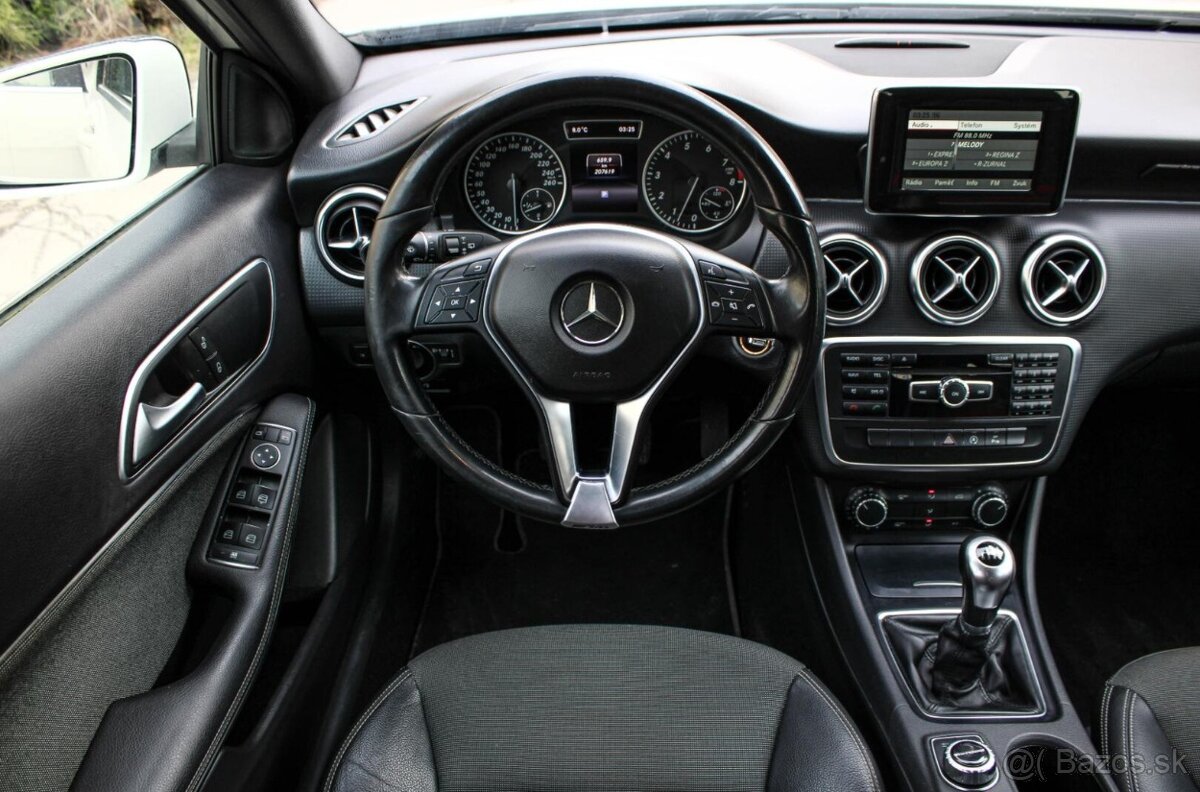 Mercedes-Benz A180 90kW - 15