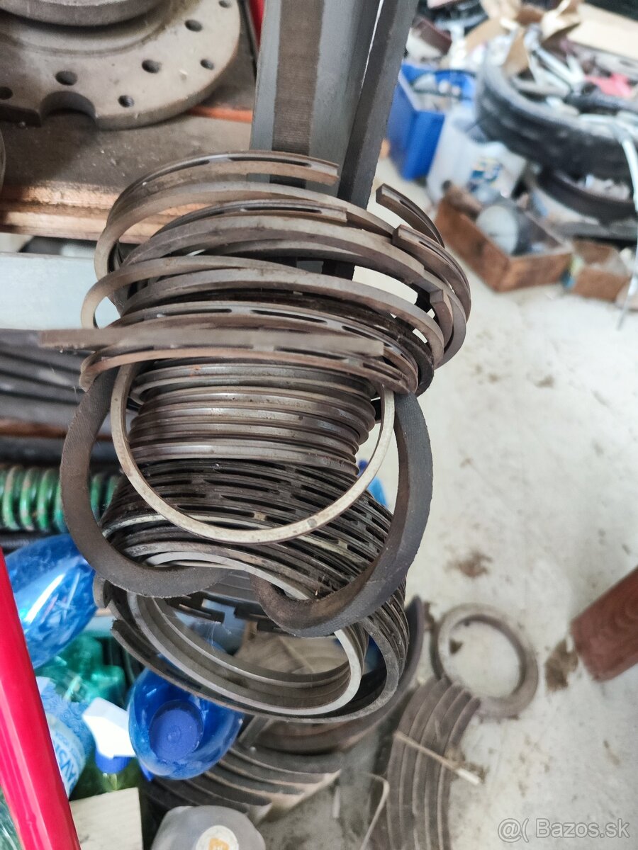 Náhradné diely - 15