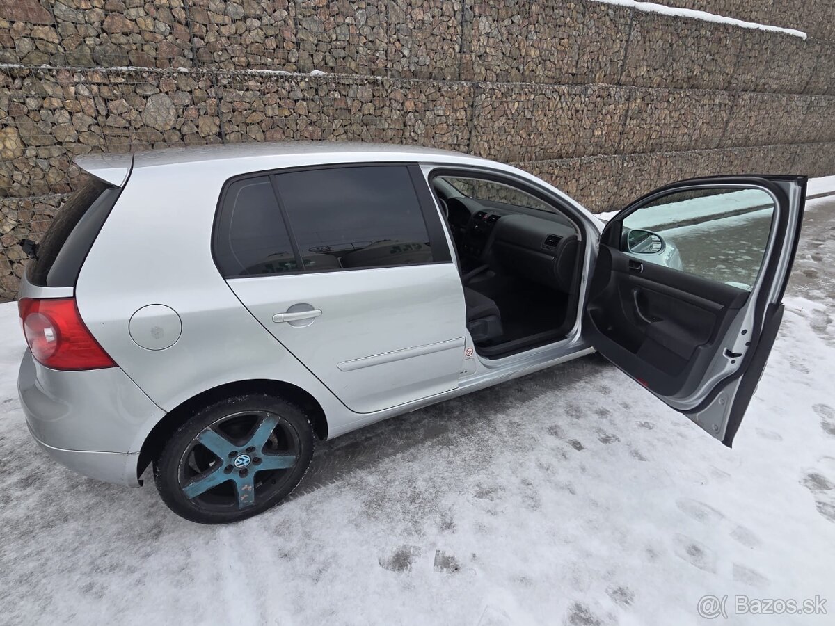 Volkswagen Golf 5 2.0 TDi 103 kW - 15