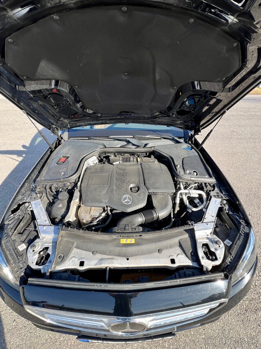 Mercedes-Benz E - 15