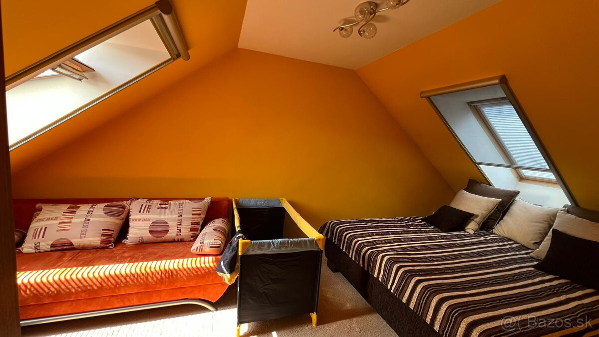 PRENÁJOM NÁDHERNÉHO 4,5-IZB. 2-PODLAŽNÉHO RODINNÉHO DOMU S G - 15