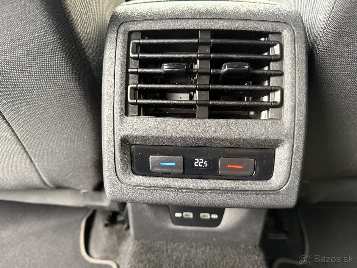 Volkswagen Golf VIII 8 1.5 eTSI ACT 150k Style DSG - 15