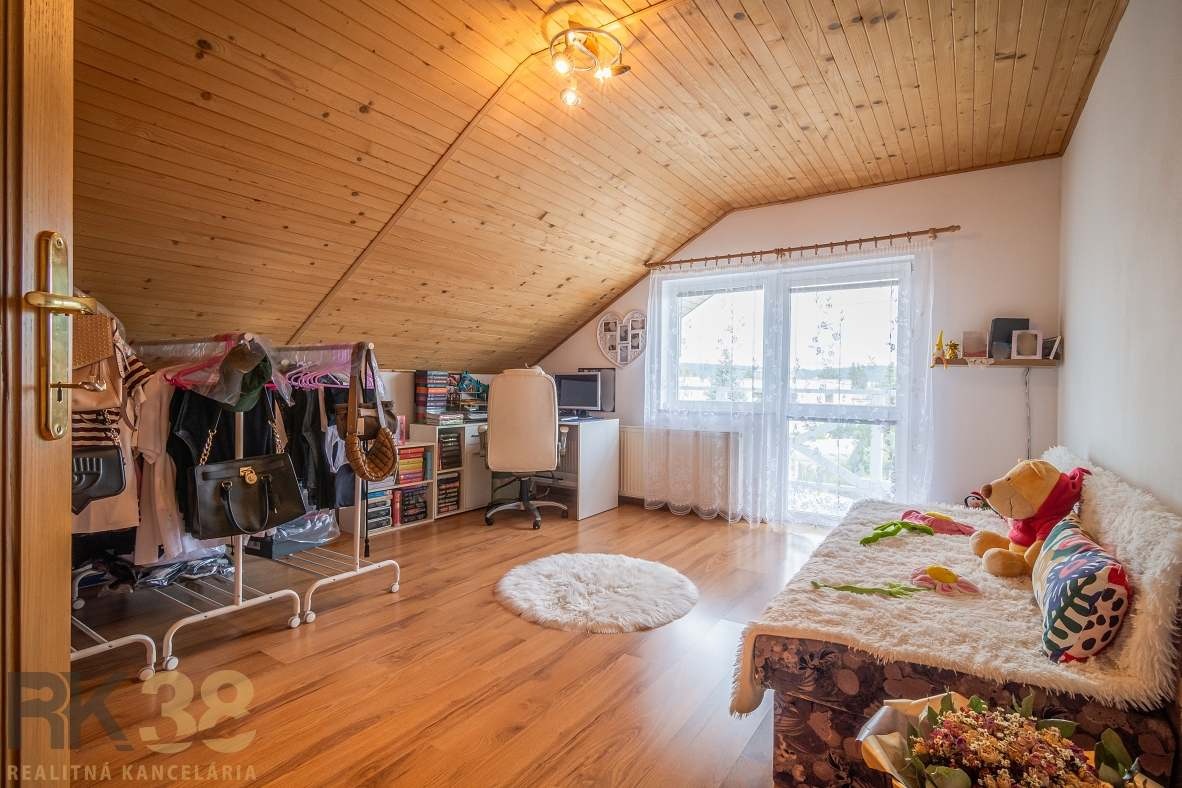 Na predaj priestranný rodinný dom v Košiciach - 15