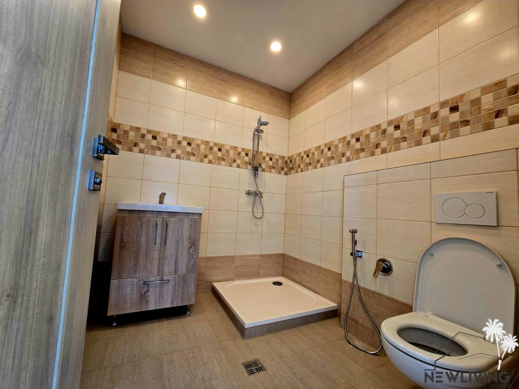 NA PREDAJ Novostavba 6 izbový dom Horná Streda - 15