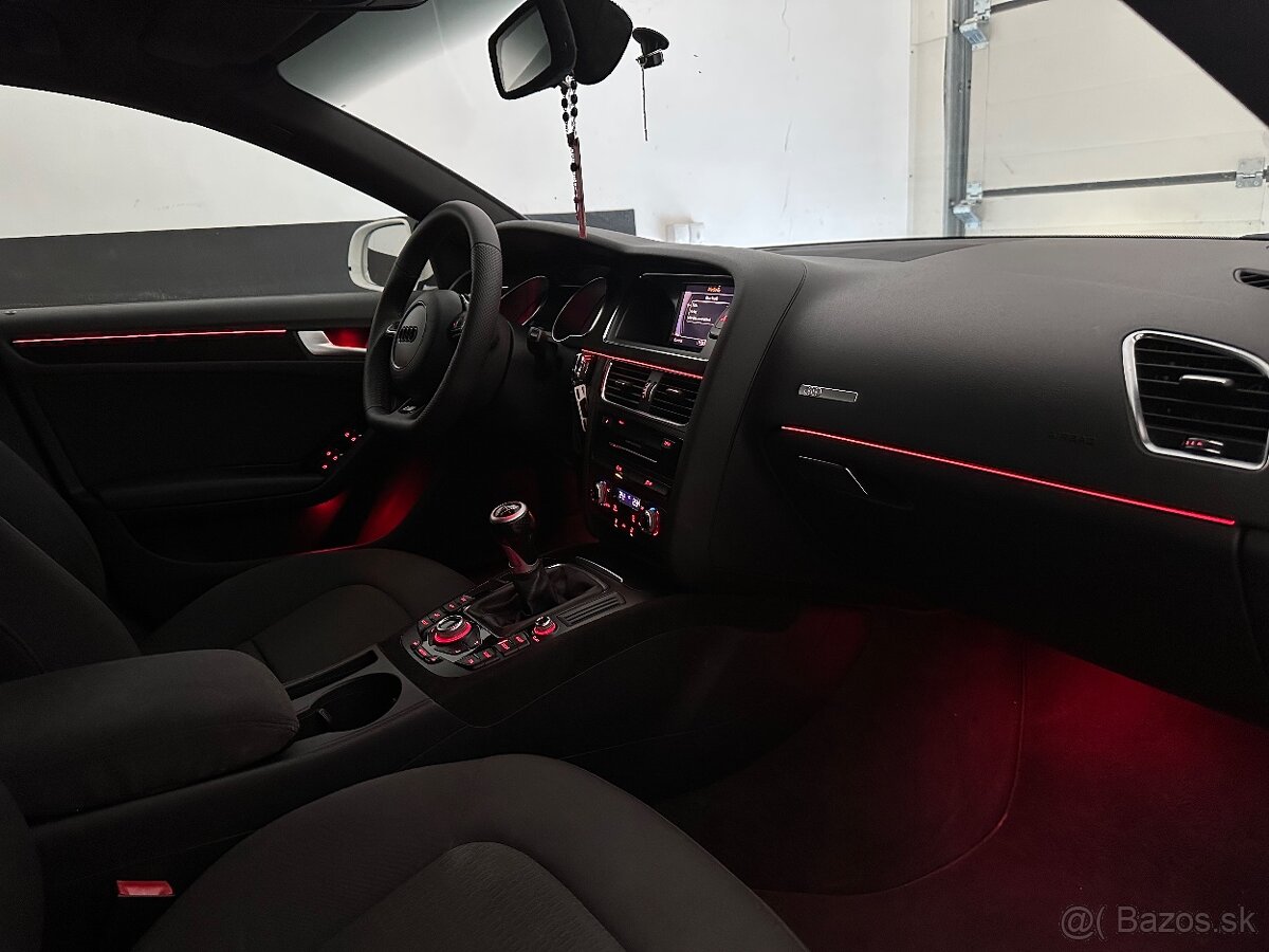 Ambient interiéru auta - 15