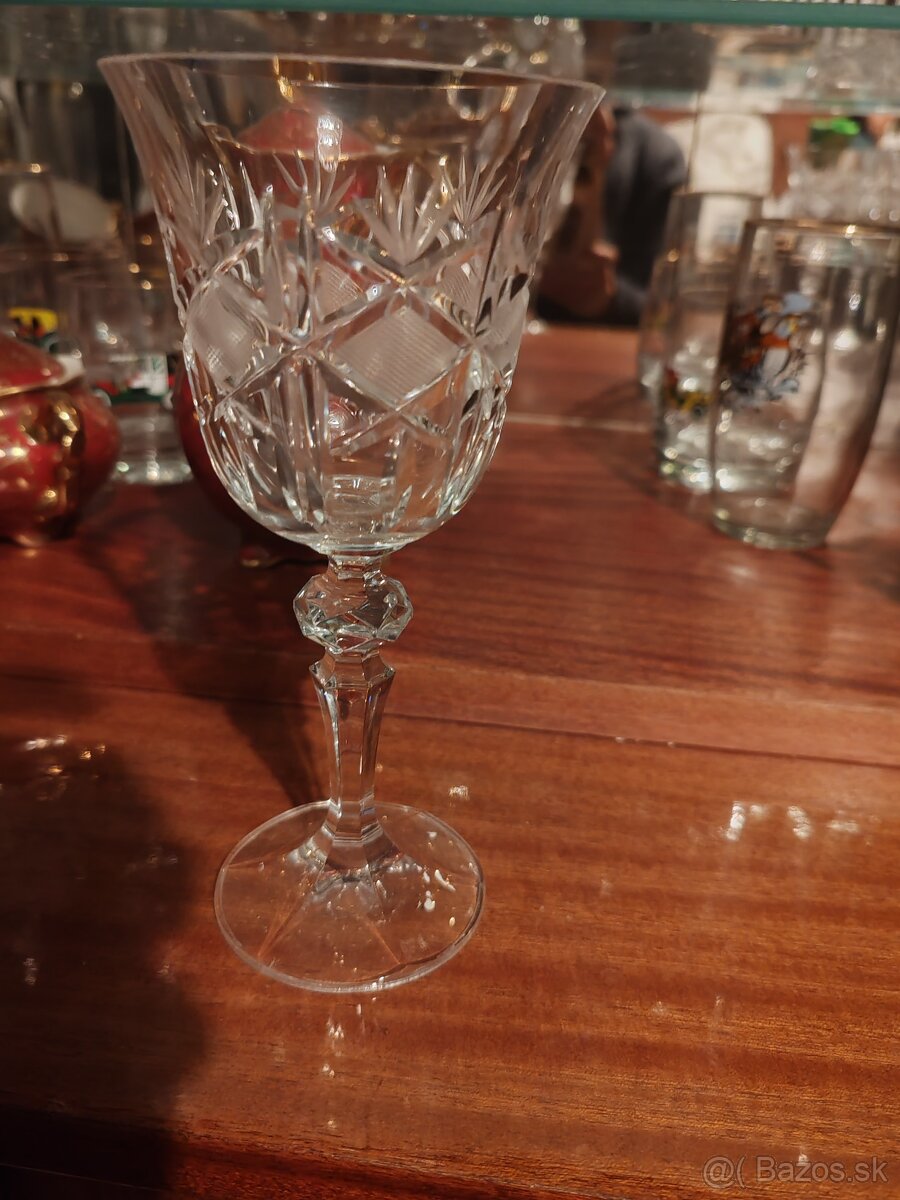 Krištáľ - 15