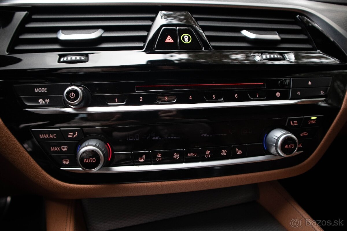 BMW Rad 5 530d xDrive G30 8st.ZF, mpaket, ZNÍŽENÁ CENA - 15