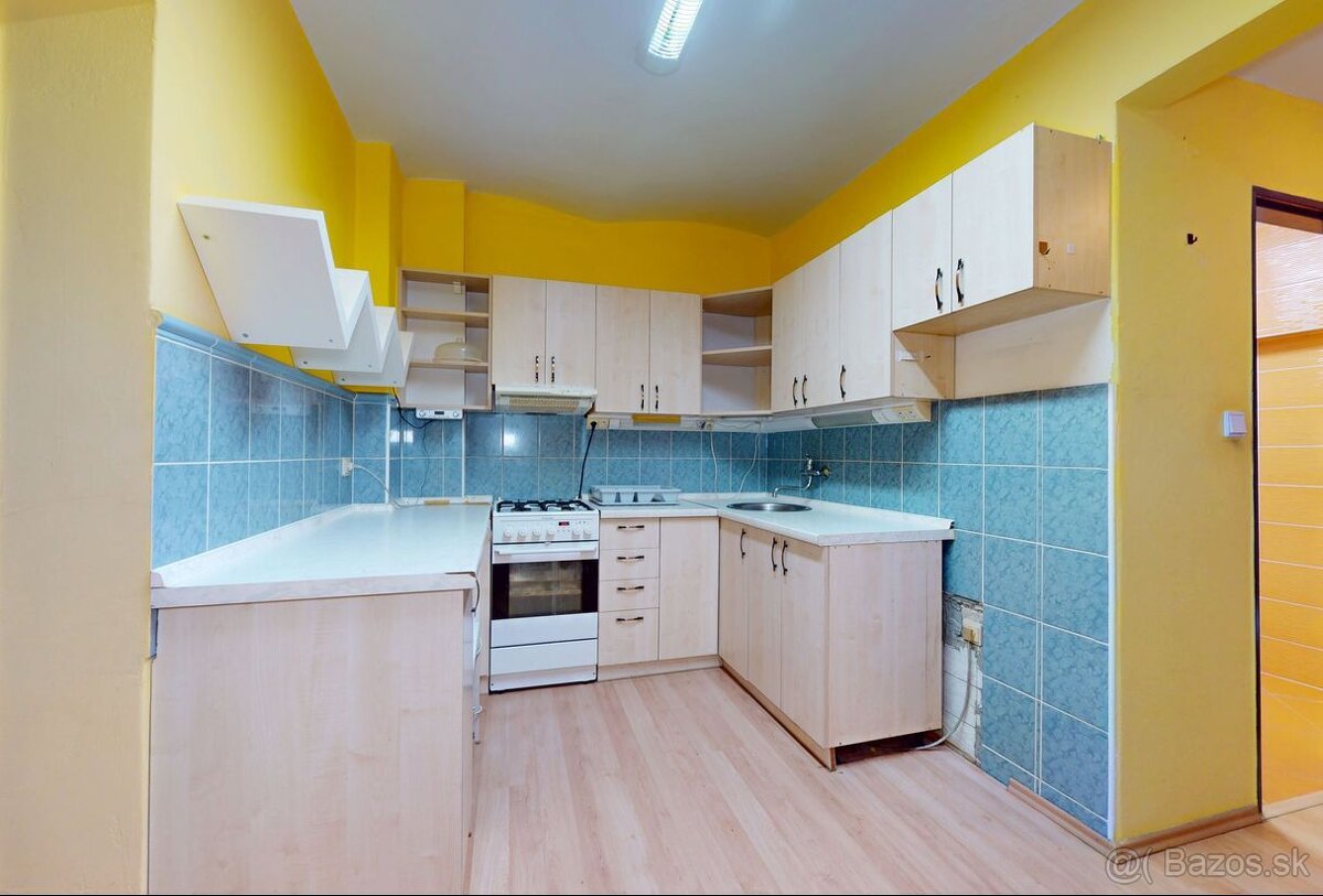 Rodinný dom s 2 bytovými jednotkami - 15