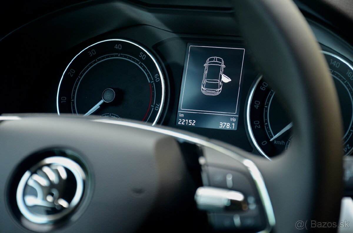 Predám škoda scala - 15