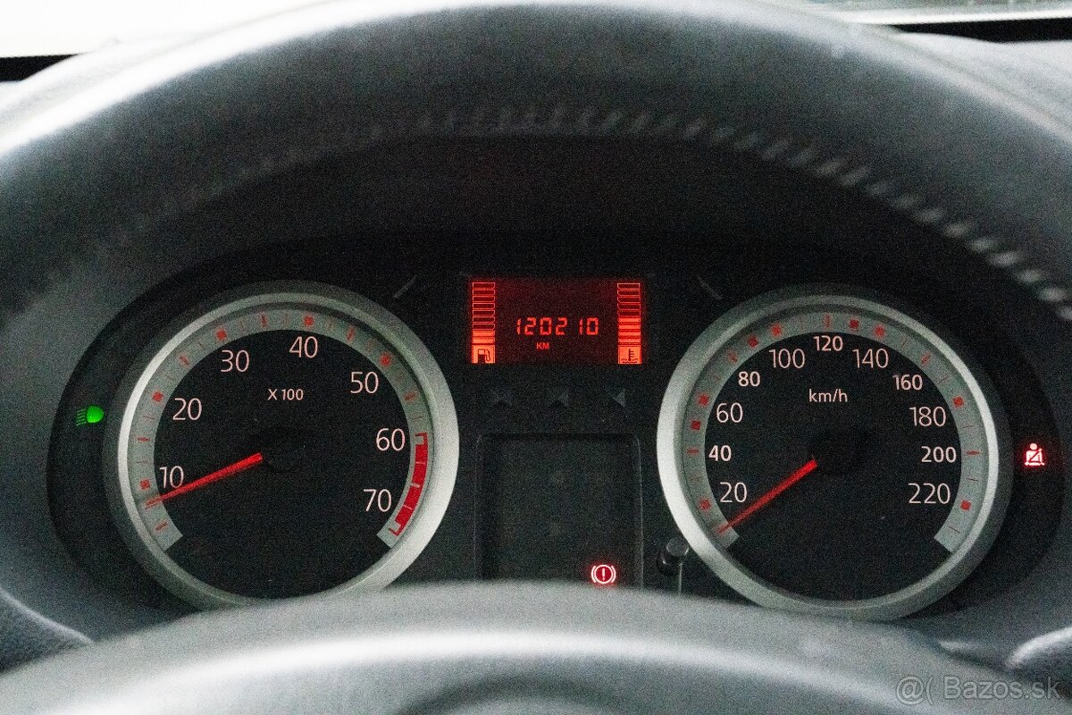 Renault Clio 1.2i, SR vozidlo - 1.majiteľ - 15