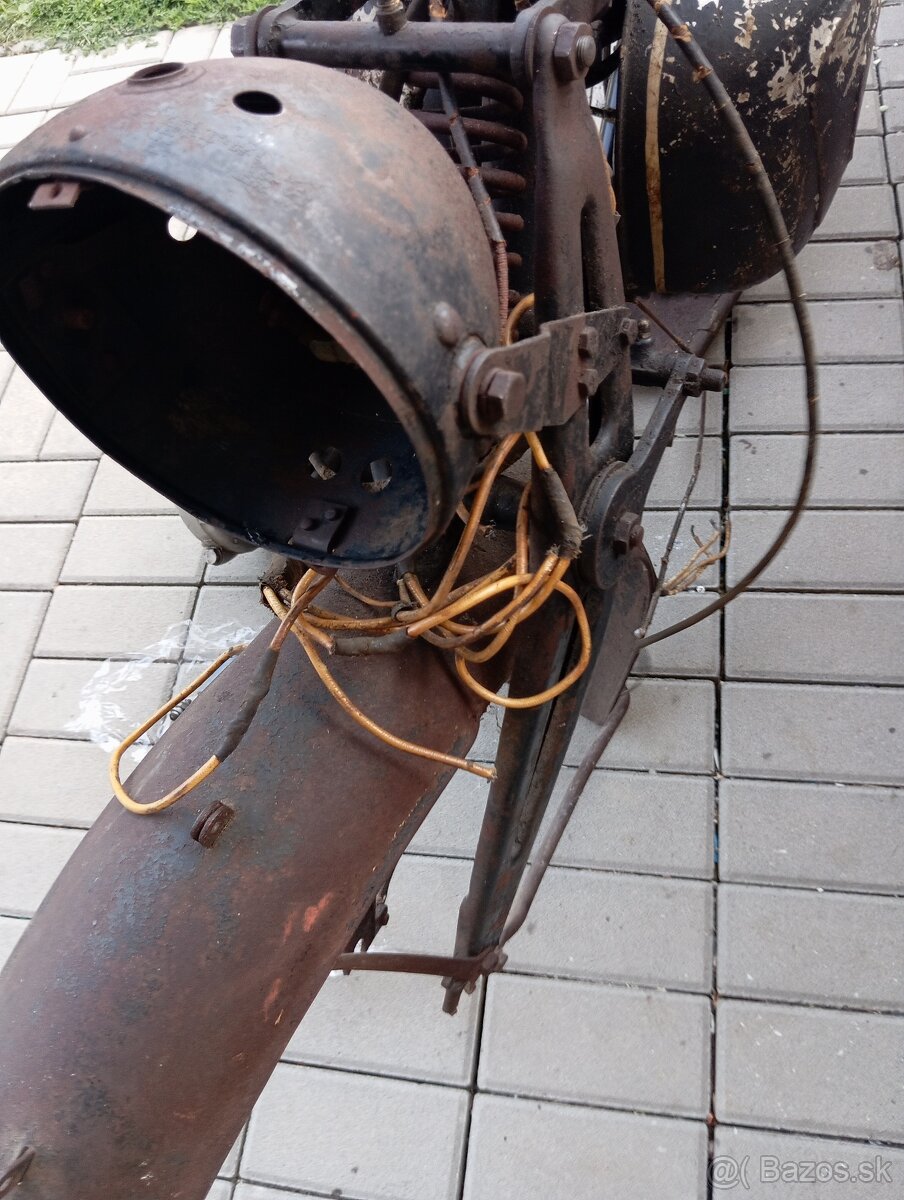 Predám motocykel NSU 200 ZDB asi rok 1938-39 - 15