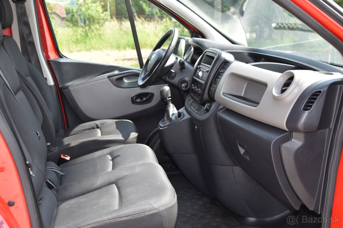 Renault Trafic - 15