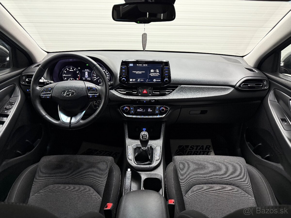 Hyundai i30 2022 1.5dpi atmosféra 81kw benzín FAMILY 1majitľ - 15