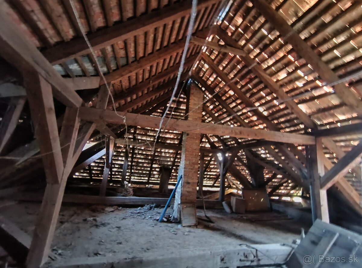 Rodinný dom v obci Čata - 15