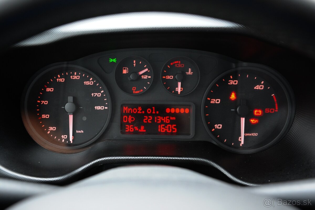 Predám IVECO DAILY 2020, 35S16, 2.3L, 156HP - 15