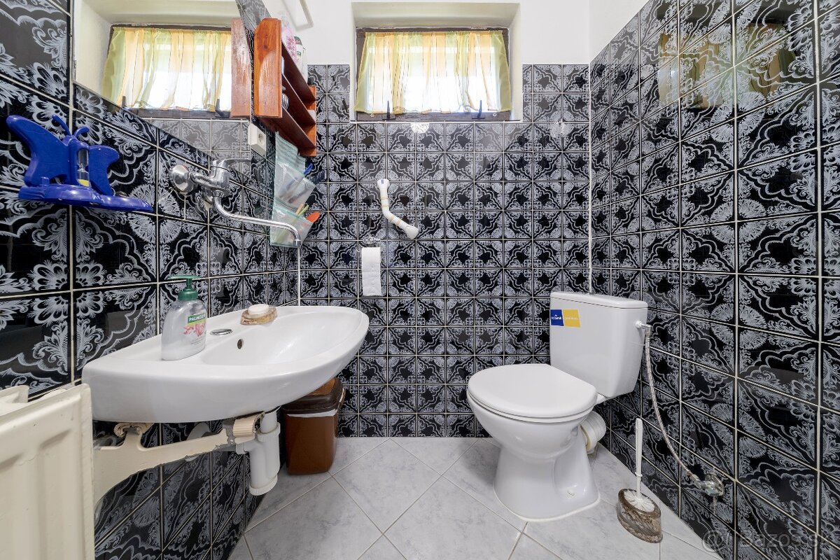 Útulný dvojpodlažný RD s terasou v lone prírody • Gelnica • - 15