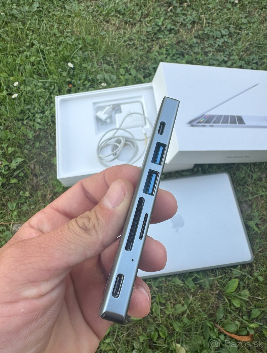 MacBook Pro 13 2018, 256GB - 15