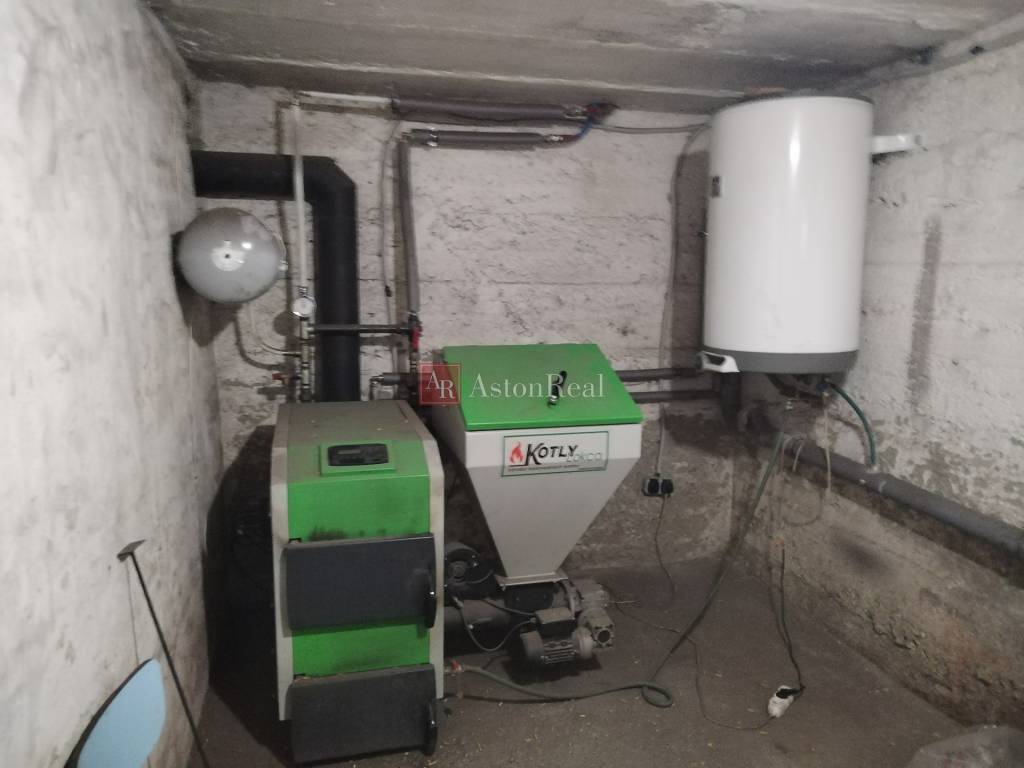 Predaj:4-izbový RODINNÝ DOM, pozemok 792 m2, Sučany - 15