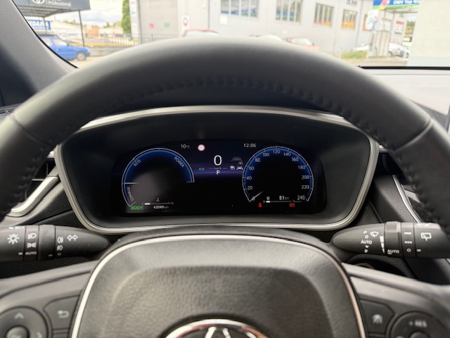 Toyota Corolla Cross 1.8 Hybrid Comfort - 15