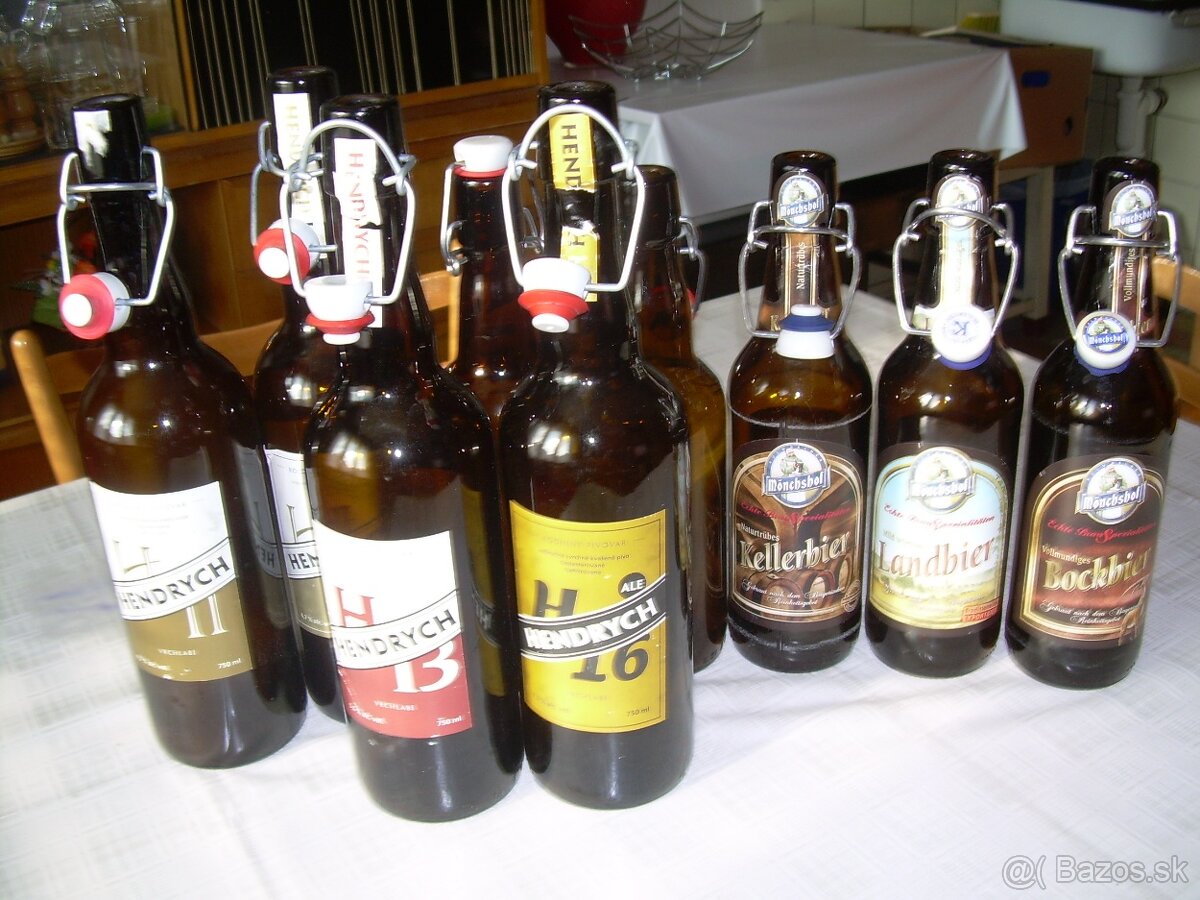 láhve 0,5l a 1lt s uzávěrem, plucky (placatky) 0,2l - 15